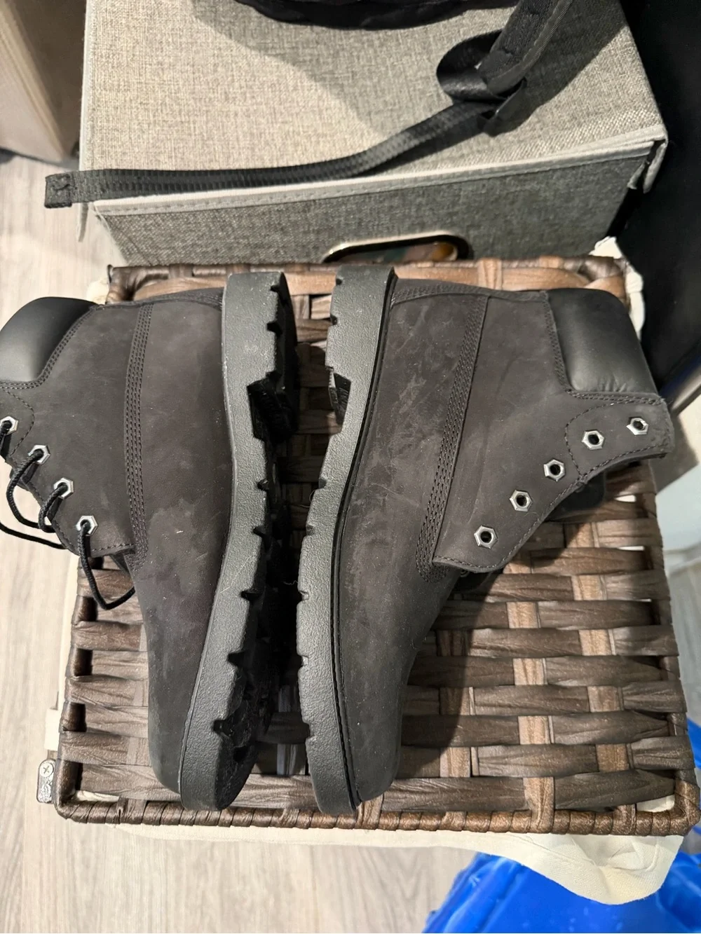 Timberland Black Nubuck Waterproof Kids Size 7